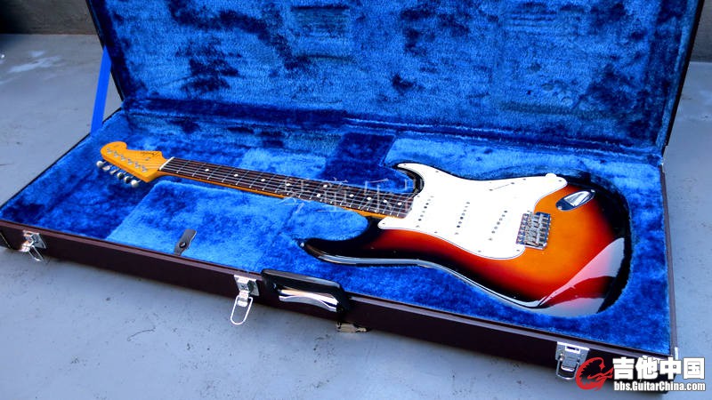 FENDER ST-62