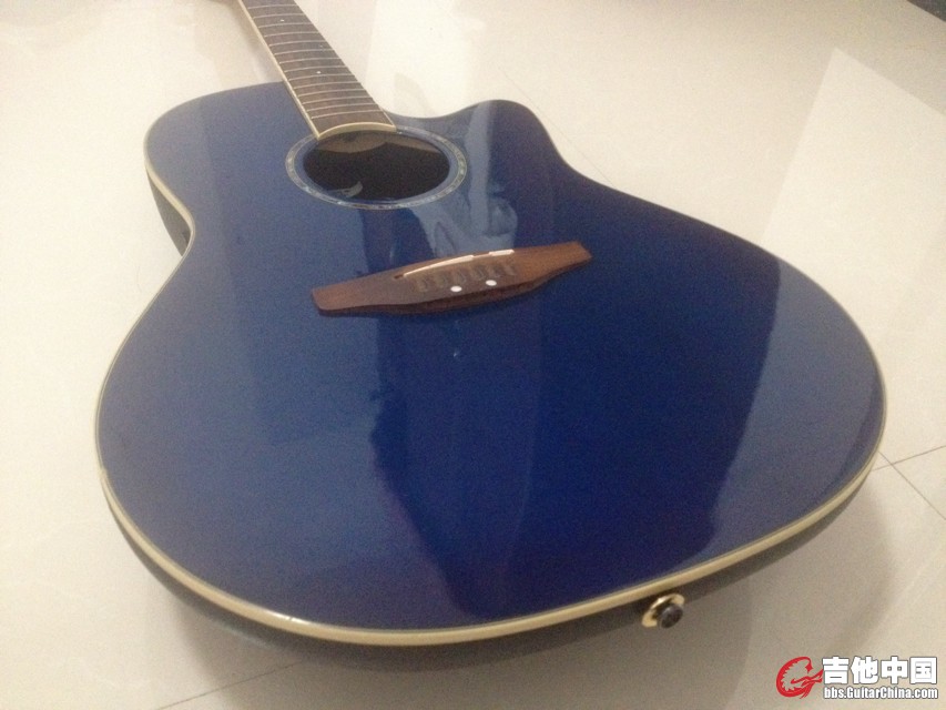 ovation6.jpg