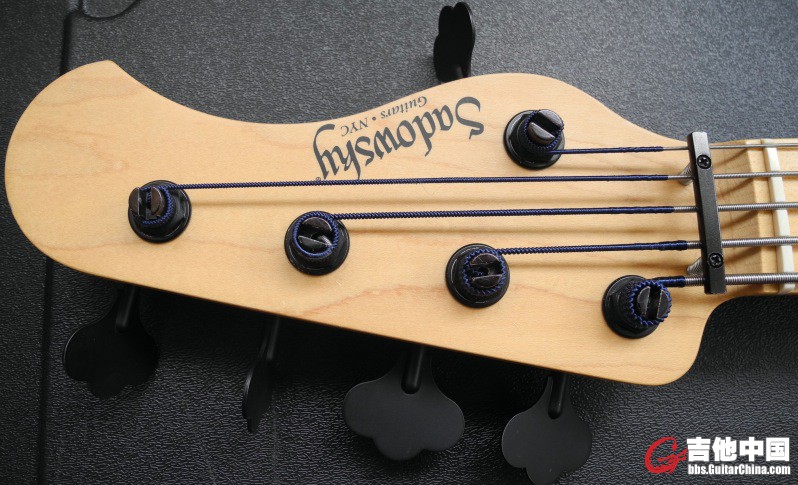 Sadowsky 04.jpg