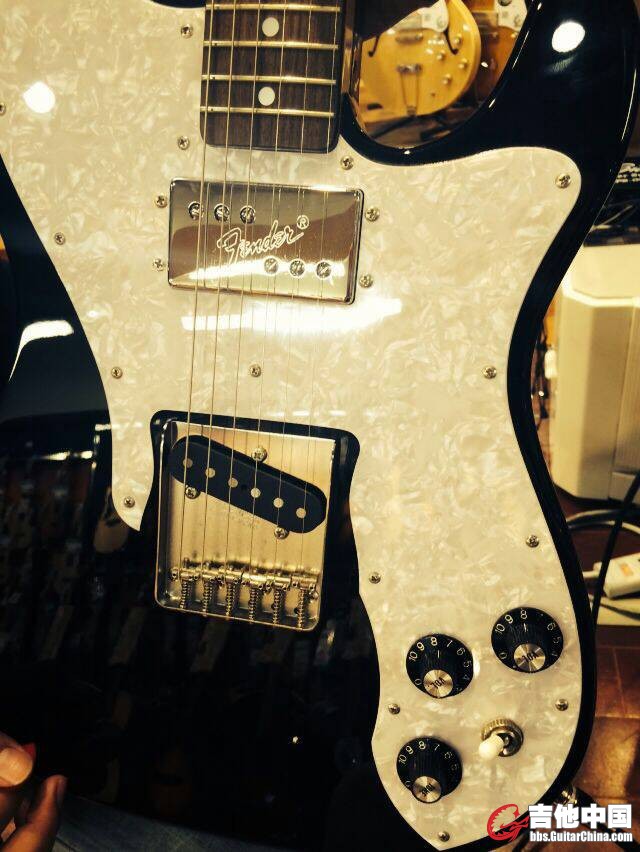 fender 72 custom (1).jpg