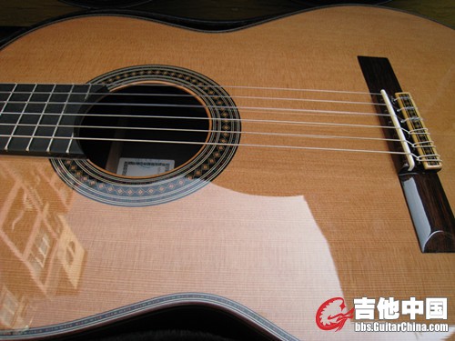 阿尔达米拉N600 红松05.jpg