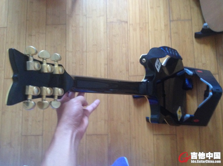 QQ图片背面20140702144002.jpg