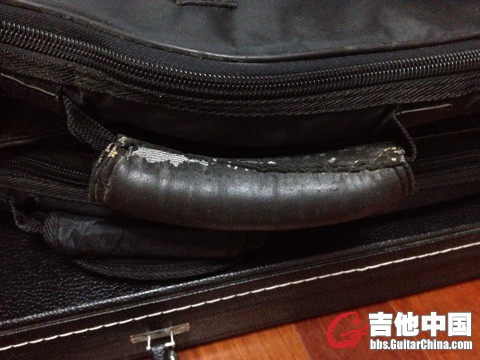 琴包2破损处