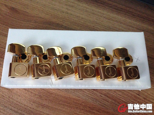 fender金色弦钮.JPG