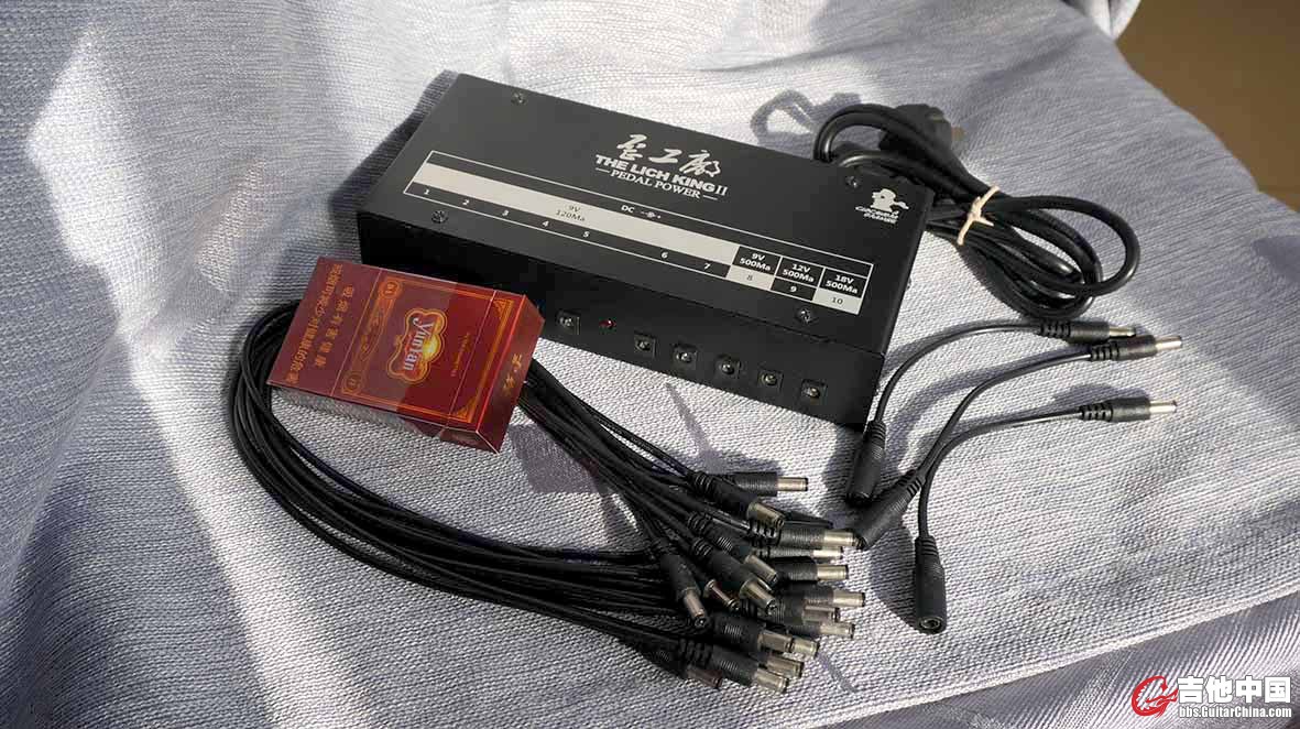 7路——9v100ma，1路——9v500ma，1路——12v500ma，1路——18v500ma