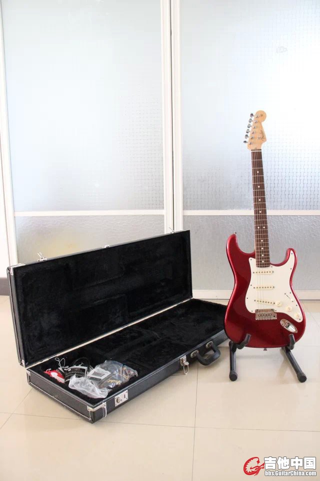 FENDER 011-3000-974