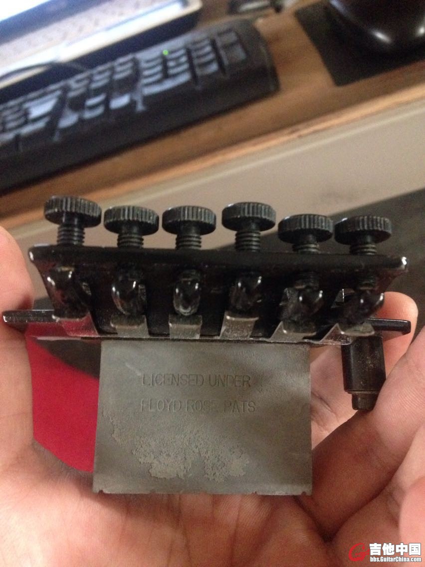  Floyd rose 琴桥