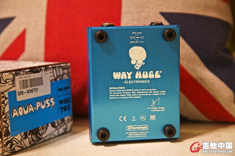 Way Huge Aqua Puss Analog Delay