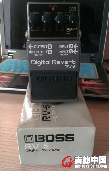 BOSS RV-5