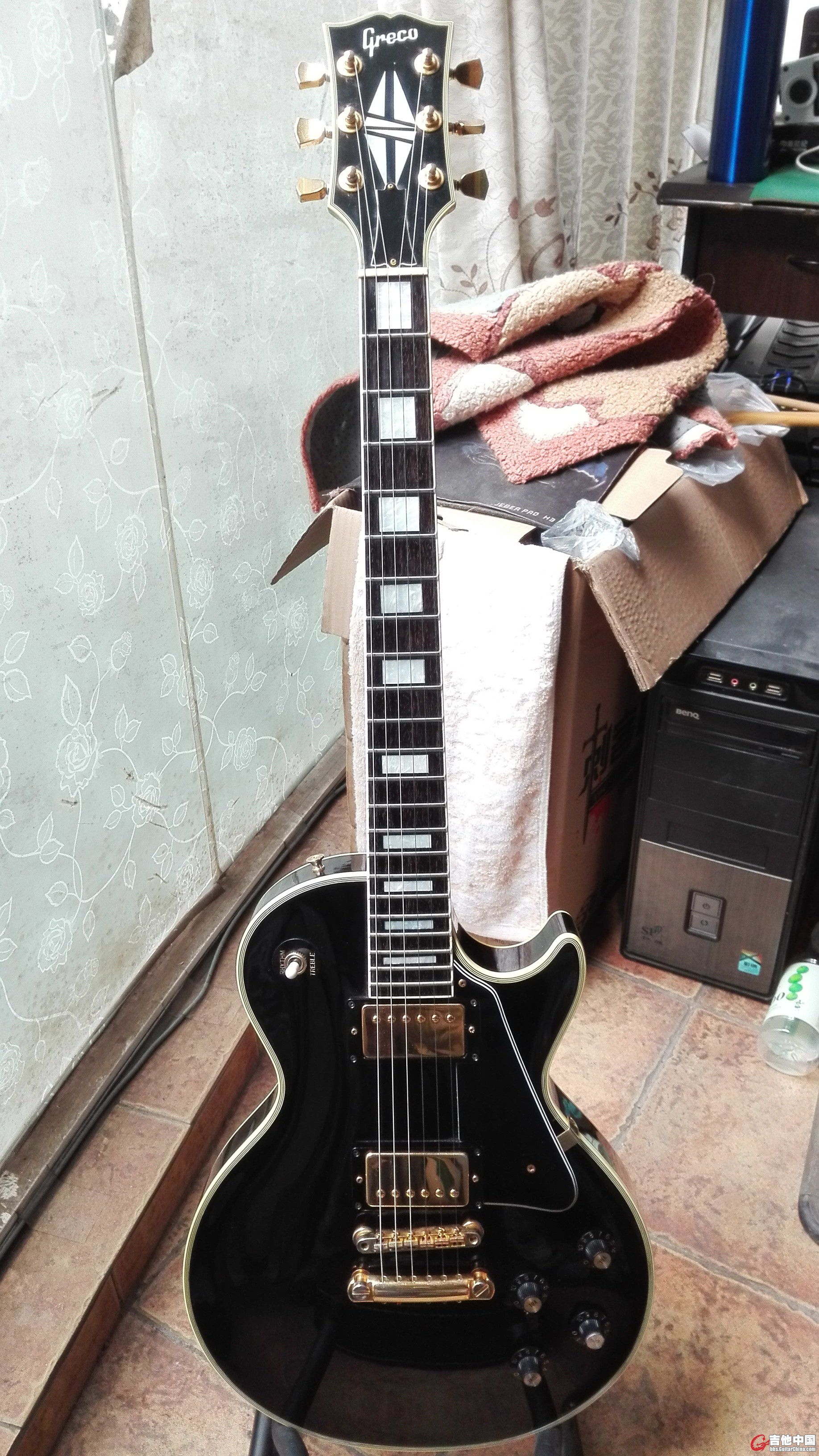 Greco EGC-900