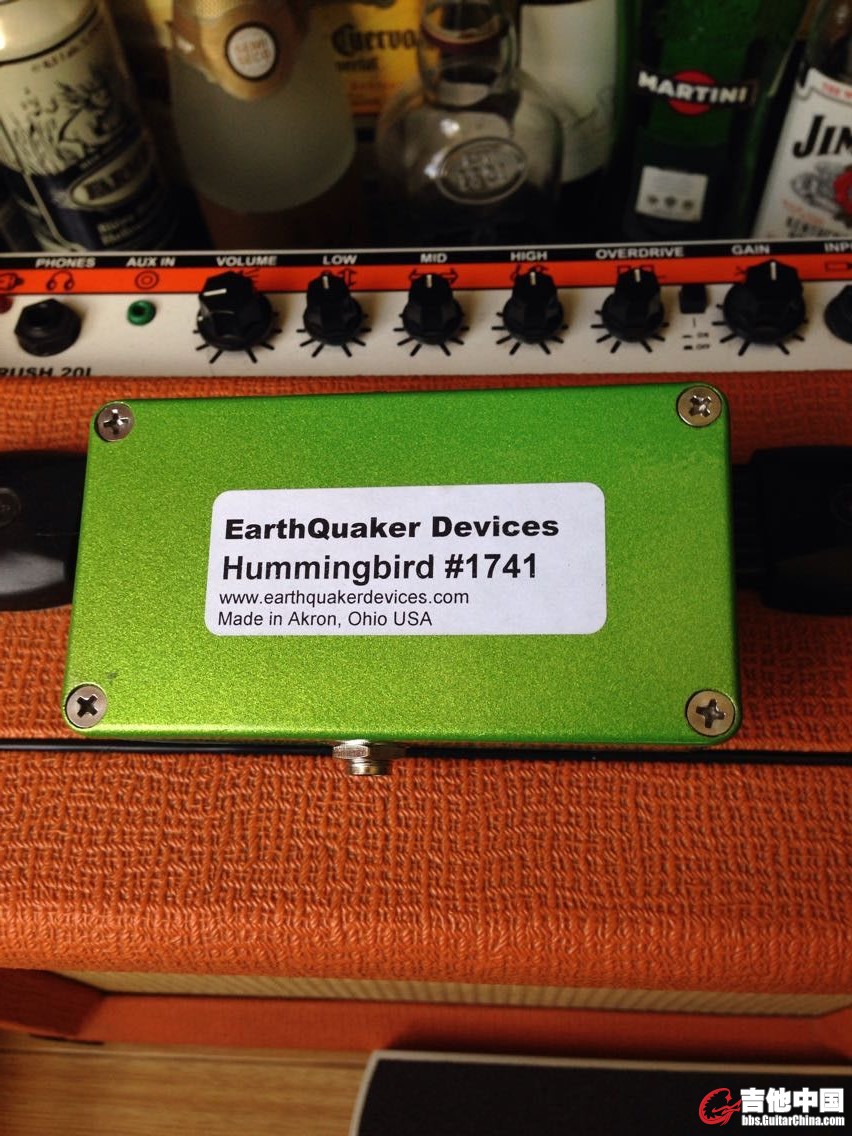 Earthquaker Hummingbird Tremolo
