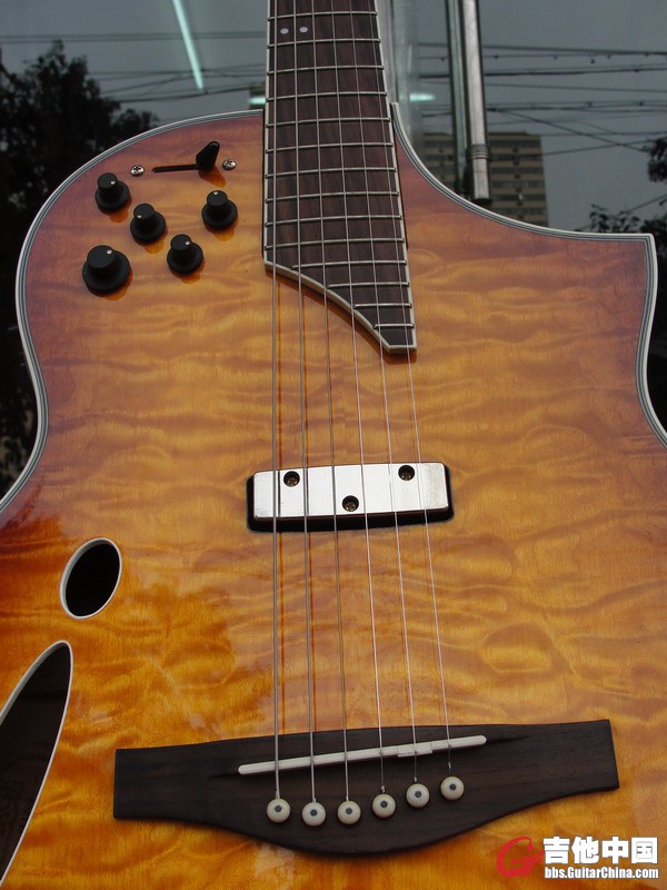 韩产IBANEZ MSC650VV电箱吉他之5.JPG