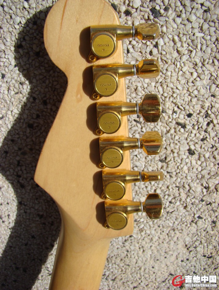 195815ua9dx87xbxkxxa7a.jpg
