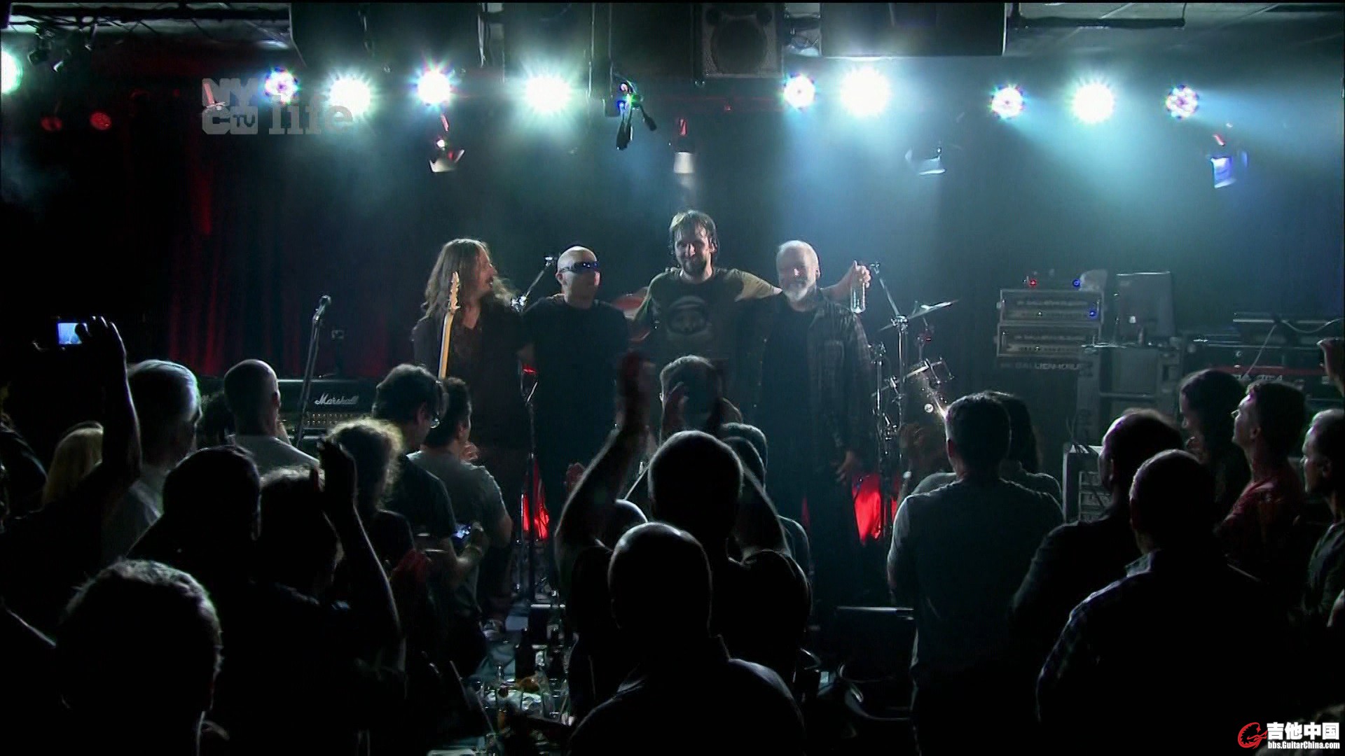 Joe Satriani - Front And Center [2014].ts_20150323_155702.206.jpg