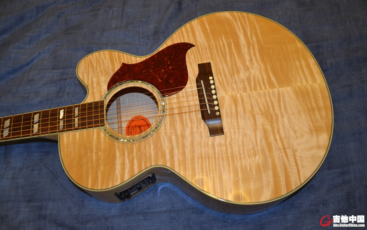 J1855.jpg
