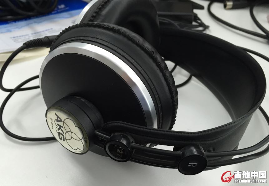 akg4.JPG