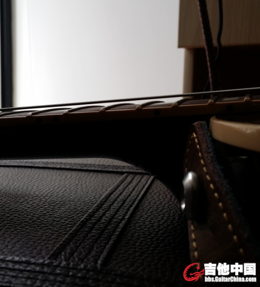 高把位弦距，手感不错
