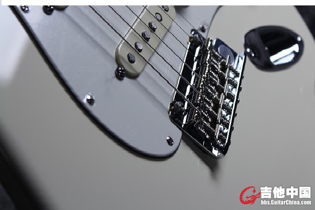 Fender-4.jpg