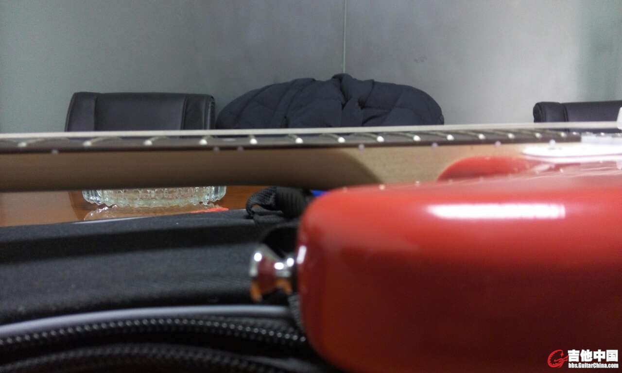 1905717713.jpg