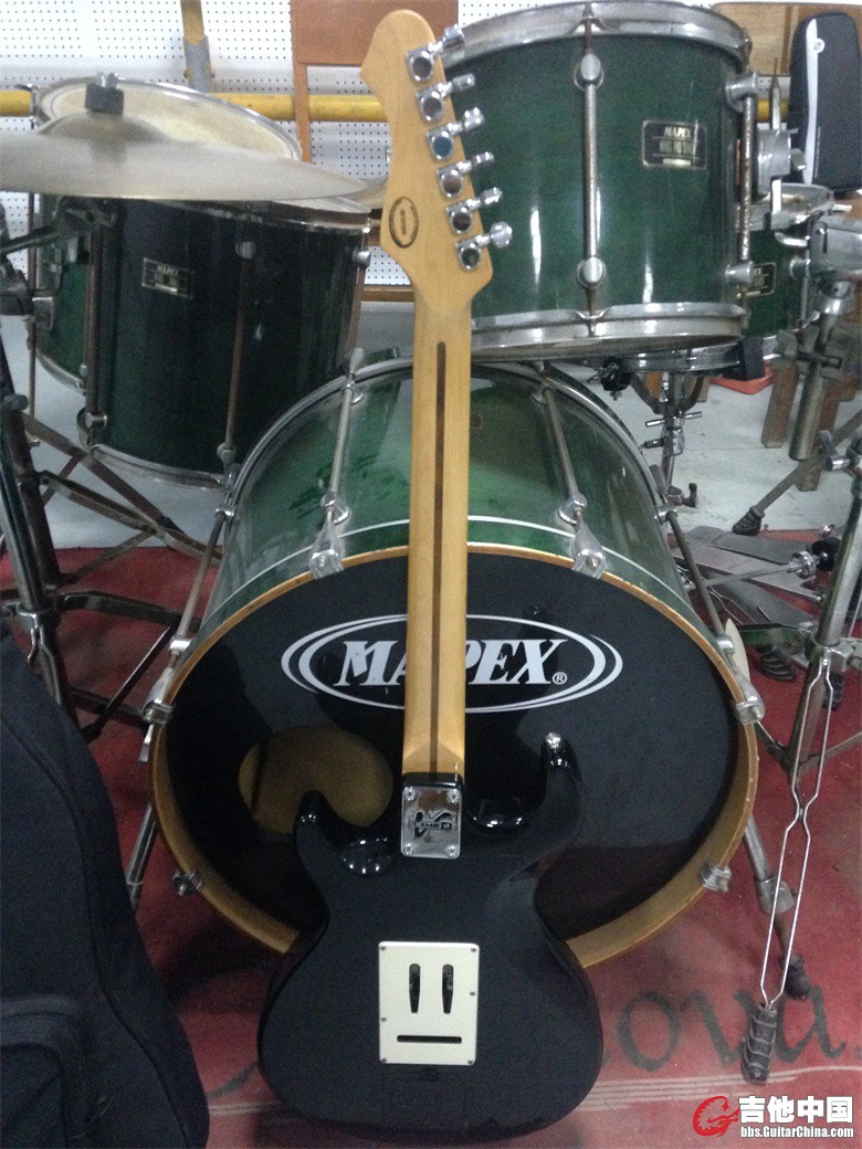 Line6 Variax600