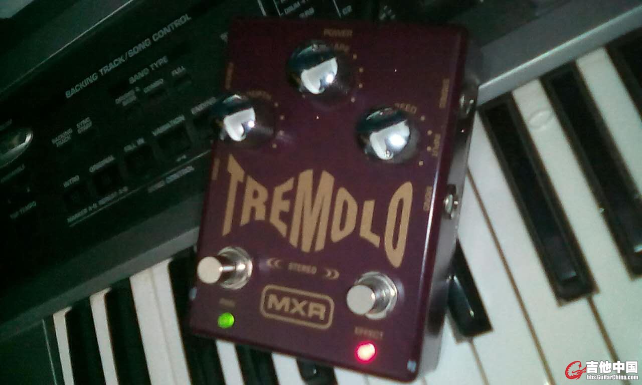 MXR M-159 Stereo Tremolo 颤音