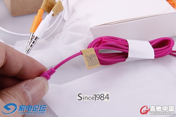 221053c4bgmcrahyrih22j.jpg