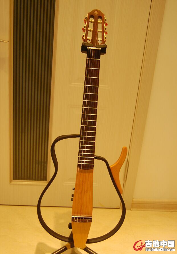 YAMAHA SLG100