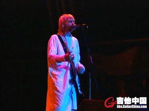 Nirvana.-.[Live.At.Reading].演唱会.(DVDRip)_2015118164331.JPG