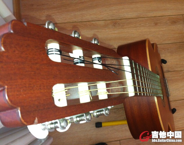 古典吉他1.jpg