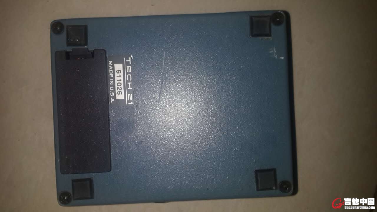 vtbass-back.jpg
