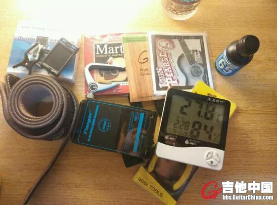 配件（不完全）还有两本教材