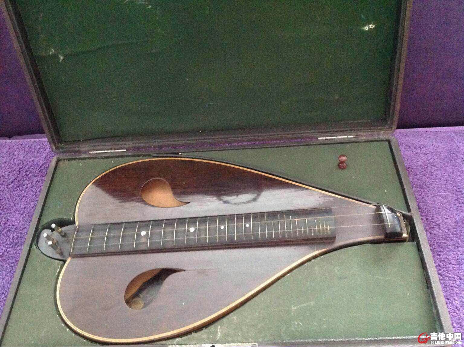 只三根弦