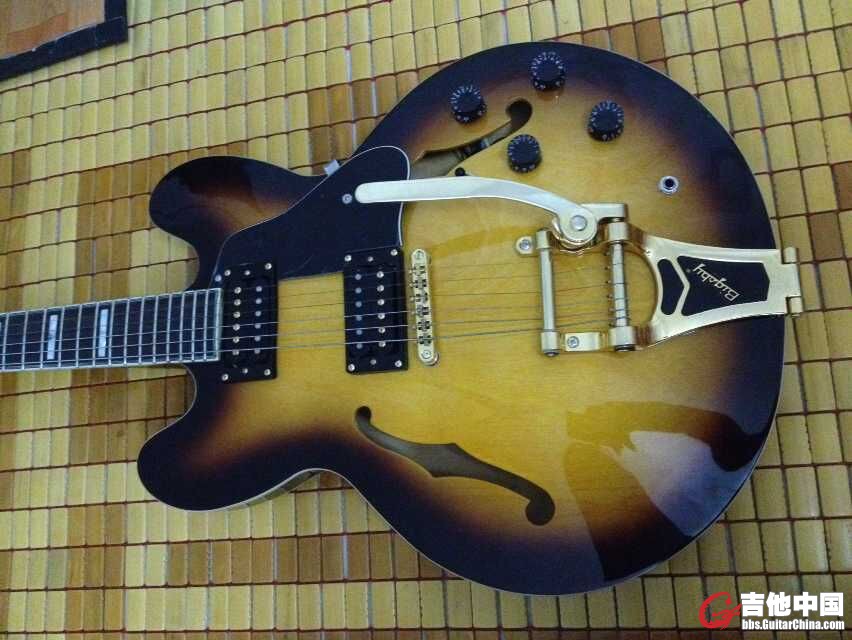 GIBSON 490,498拾音器，BIGSBY颤音系统
