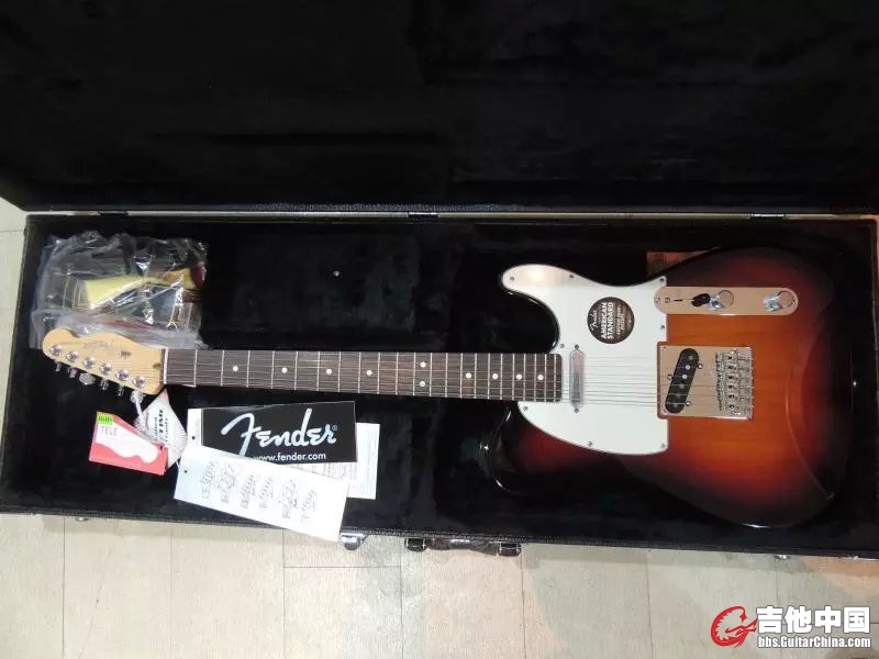 fender011-3200