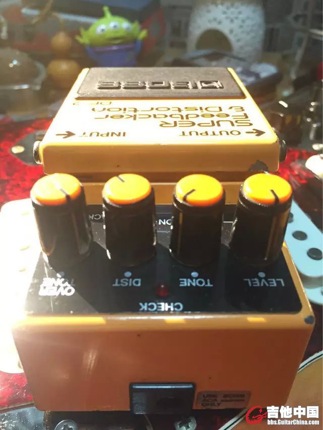 BOSS Super Feedbacker & Distortion DF-2