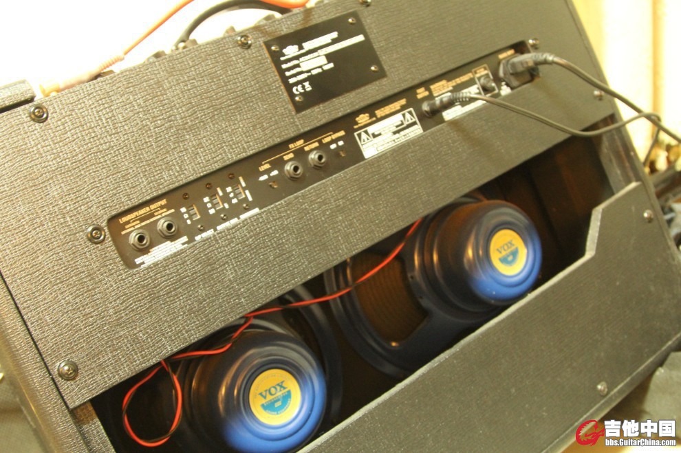 AC 30 2.jpg