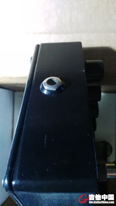 metal muff