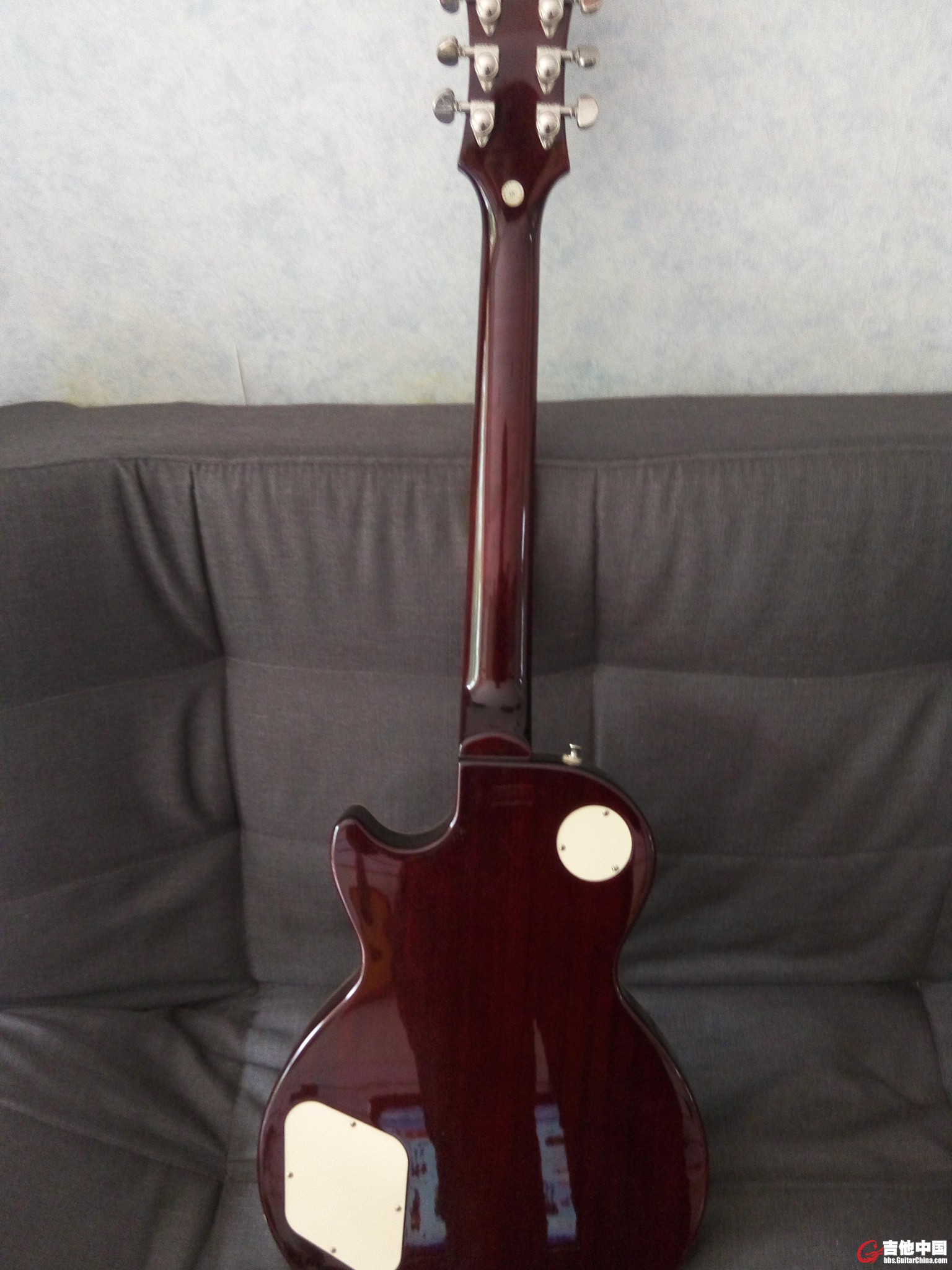 P51028-101822.jpg