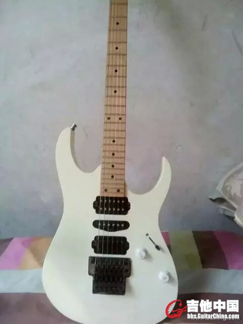 IBANEZ   RG580电吉他