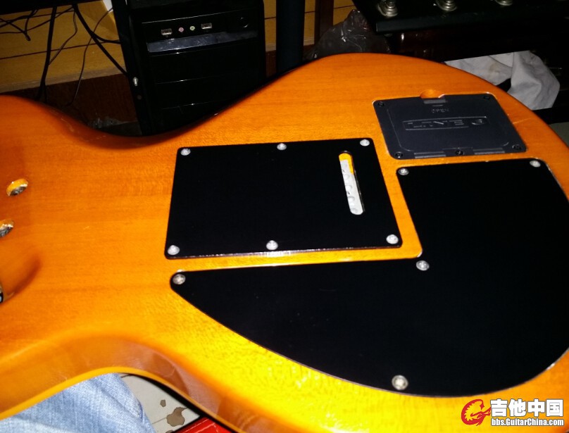 232023uh1zs0e11af9d9cb.jpg