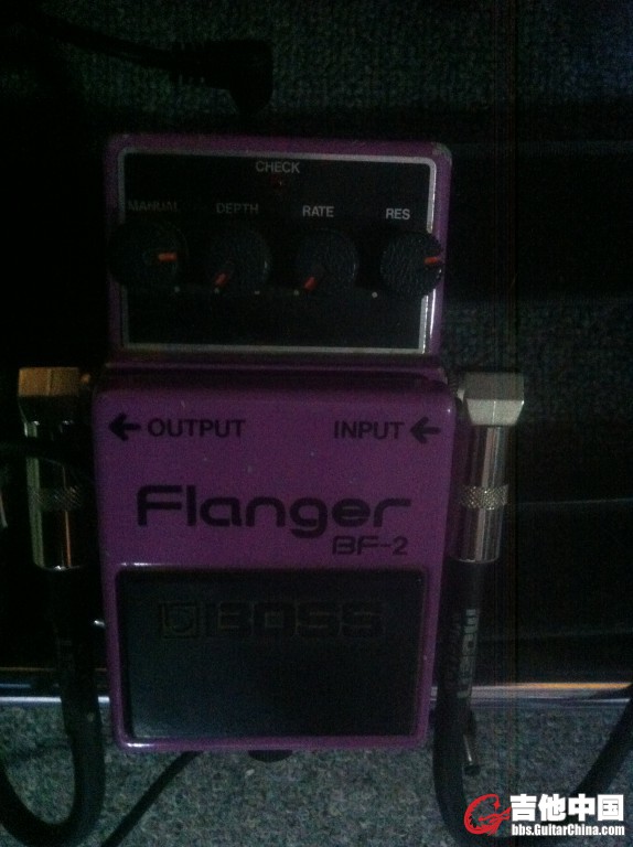 BOSS BF-2镶边