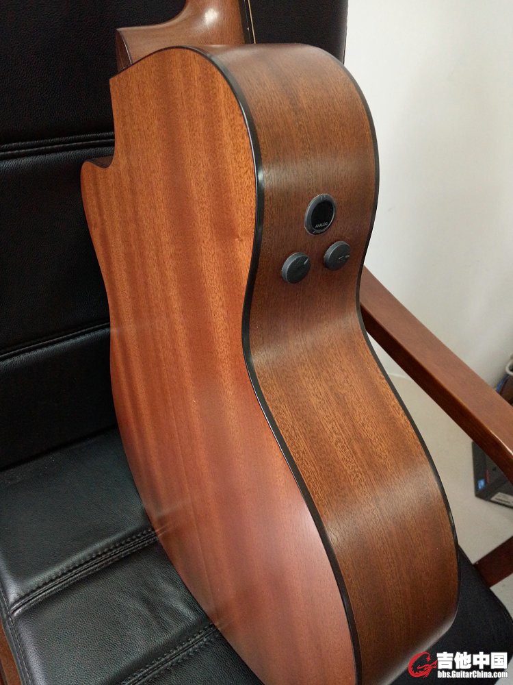 Martin OMCPA4 04.jpg