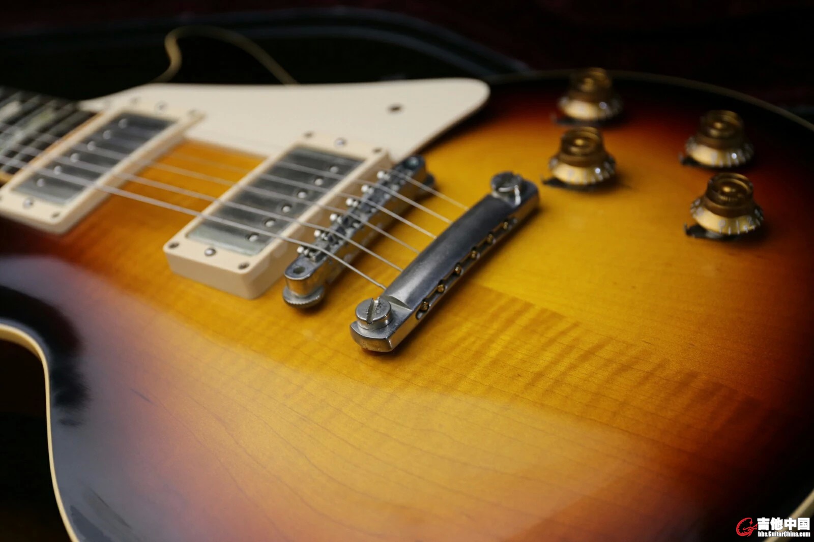 吉他4.jpg