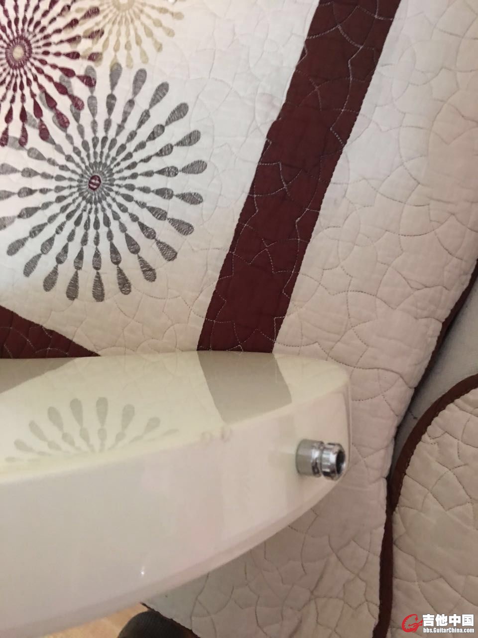 就这有一处小磕碰