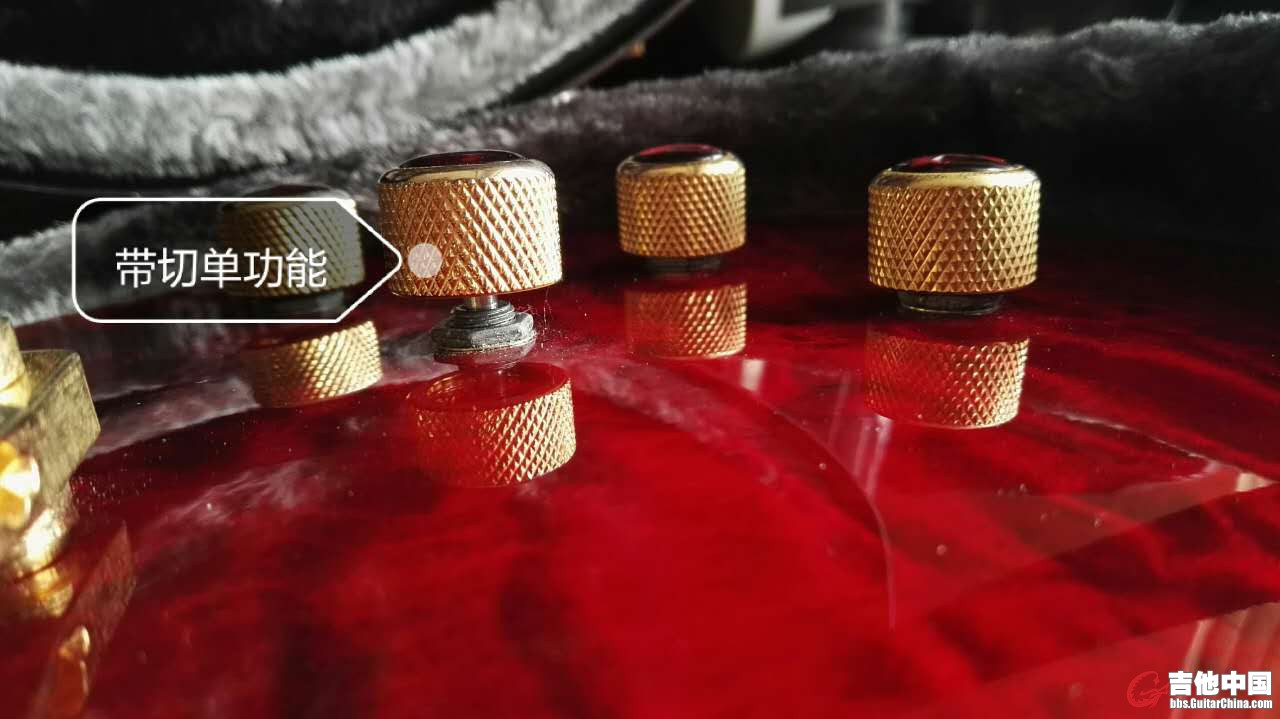 音量钮自带提拉切单功能