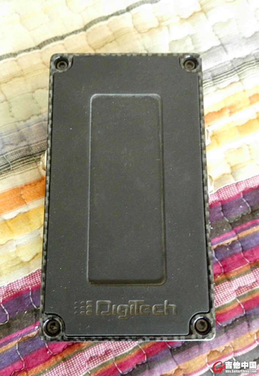 171526b7r8albxzlhc8acb.jpg