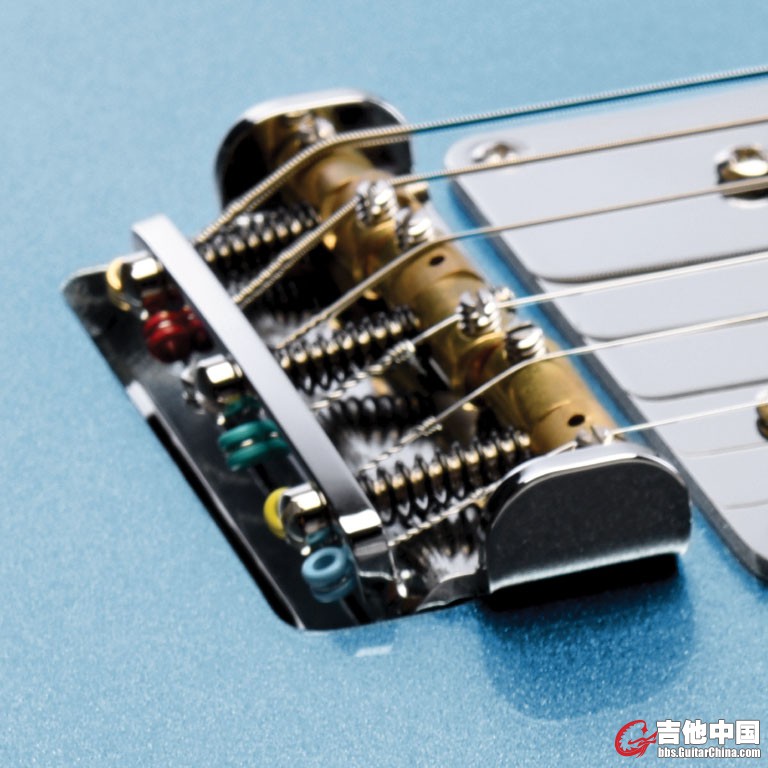 am-elite-feature-4-sub-2-desktop.jpg
