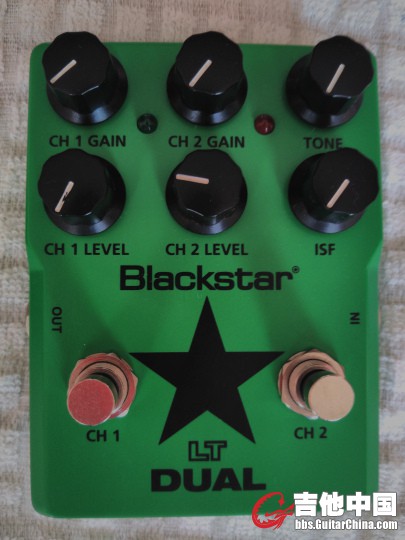 blackstar 有几道小划痕，不仔细看看不出来