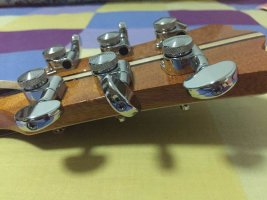 锁弦琴扭