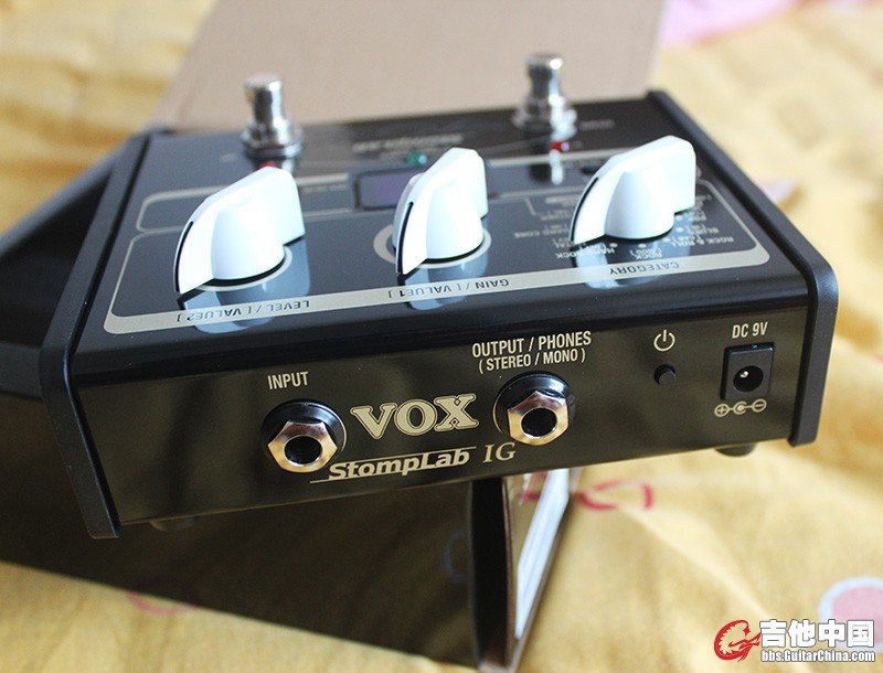 VOX STOMPLAB-5.jpg